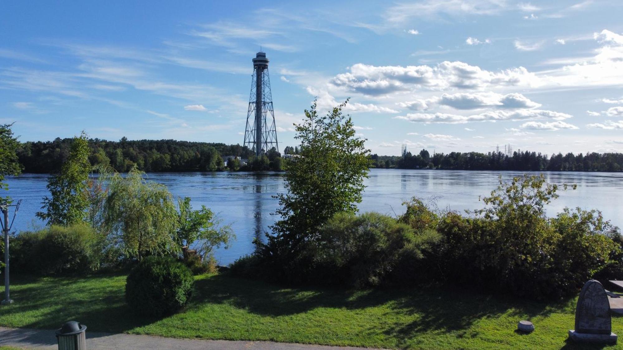 Hotel Energie Shawinigan Zewnętrze zdjęcie